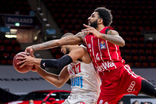 球队尚处磨 球队尚处磨