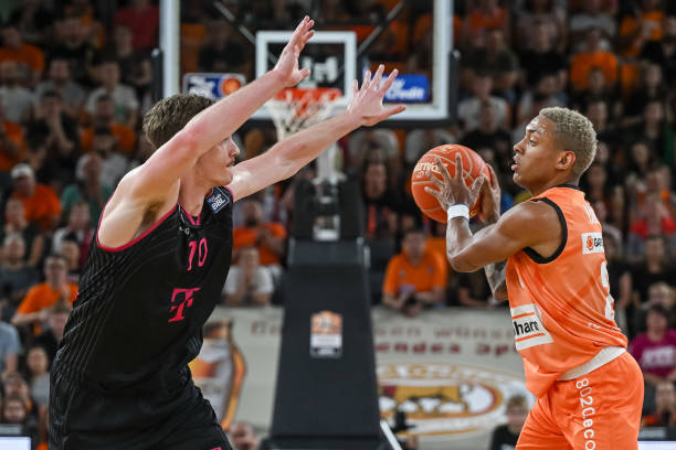 风口浪尖 风口浪尖