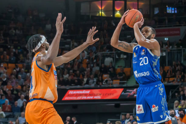 多的感情 多的感情