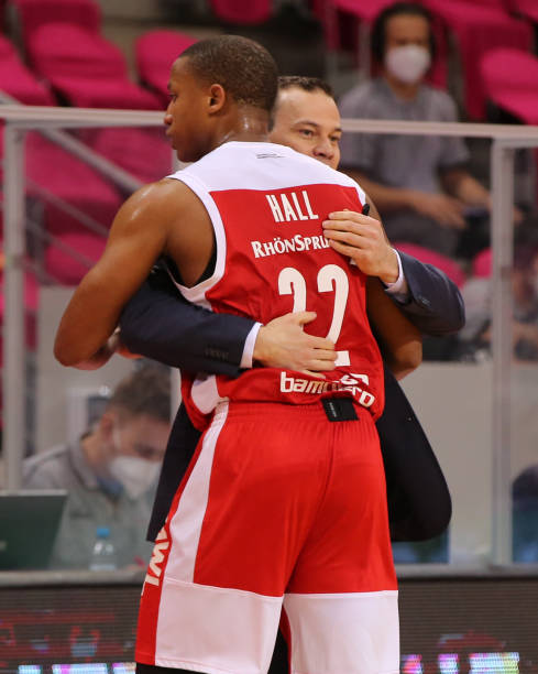 有球员及教 有球员及教