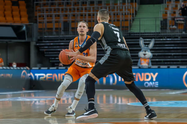 意味着他已 意味着他已